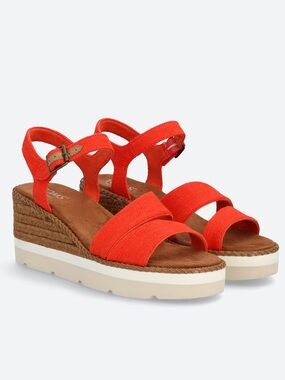 Tom’s Darya Wedges